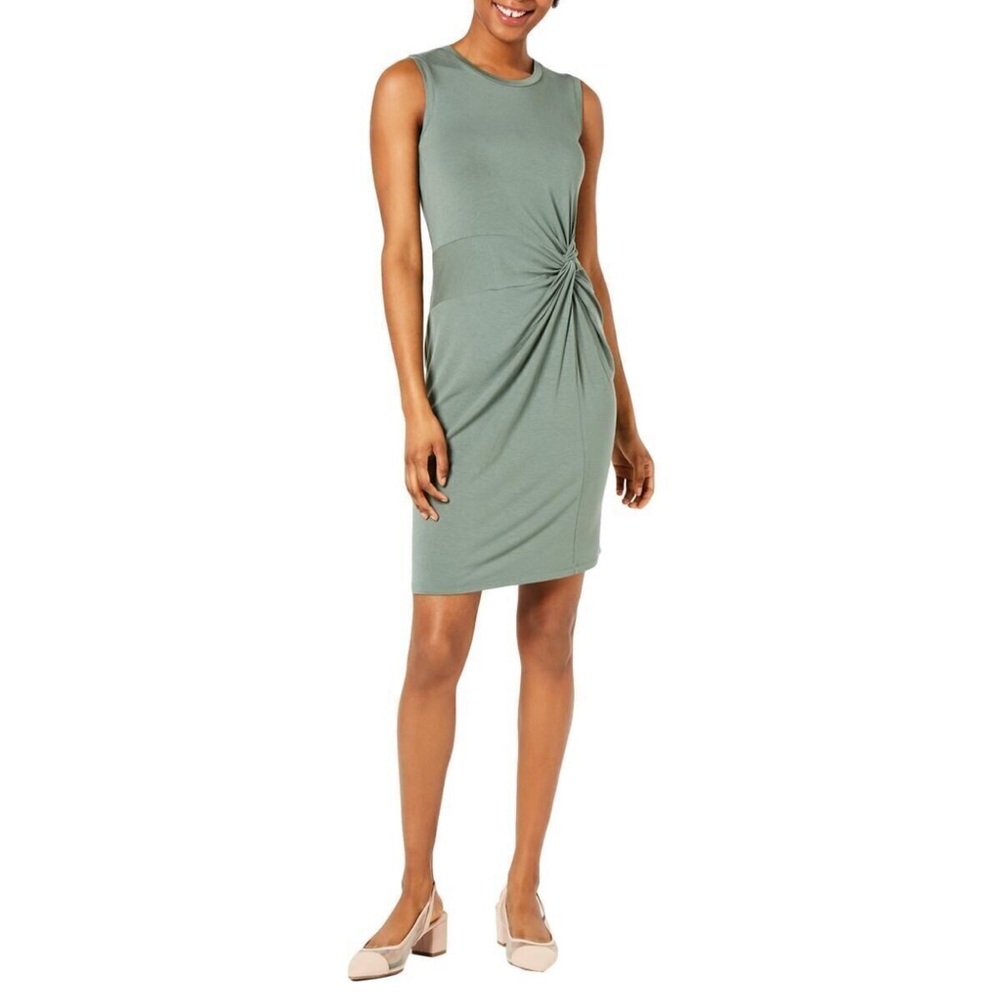 Masion Jules Elegant Green Sleeveless Dress